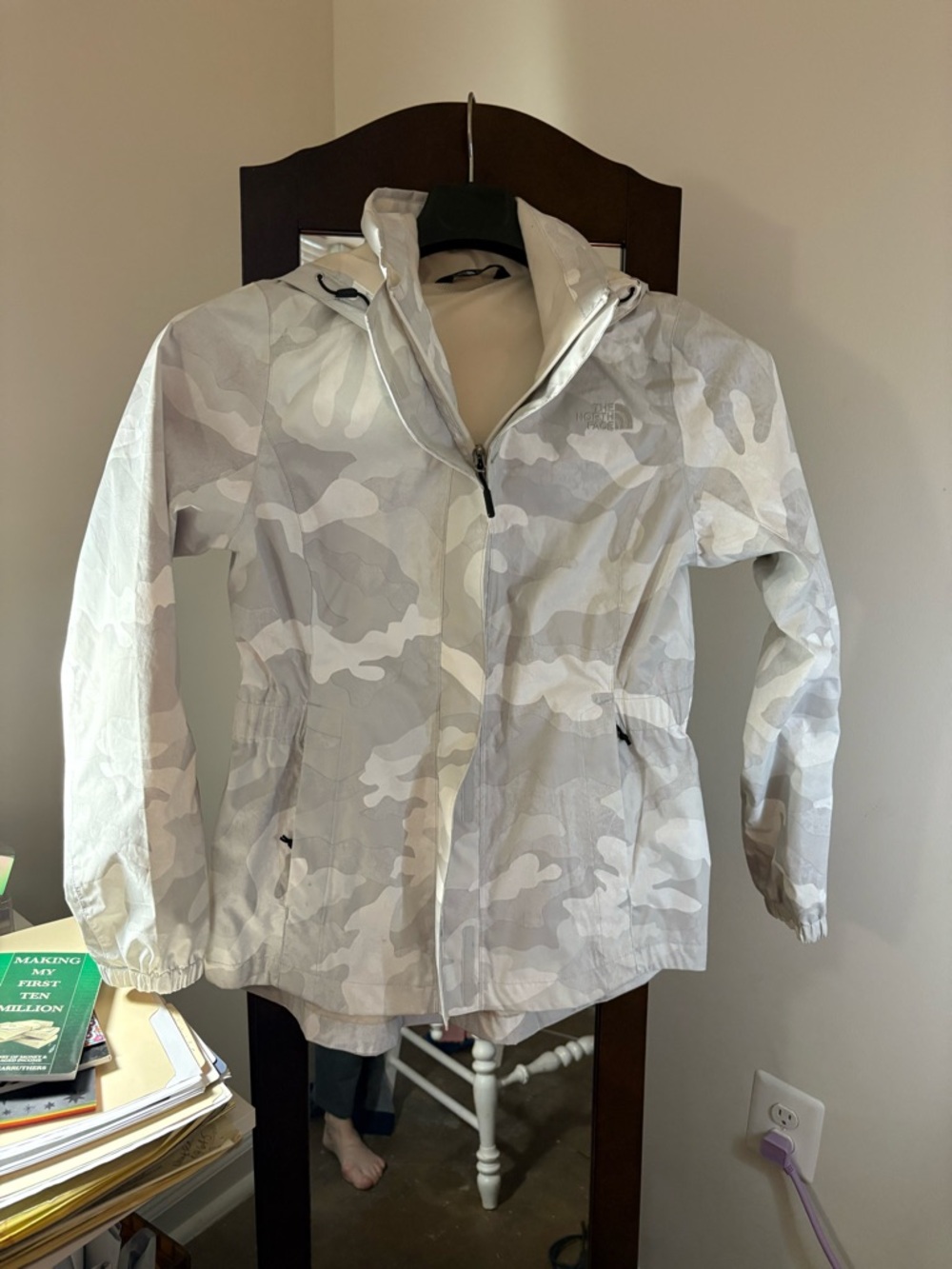 The North Face Women's Camouflage Hooded Jacket in Light Gray & White